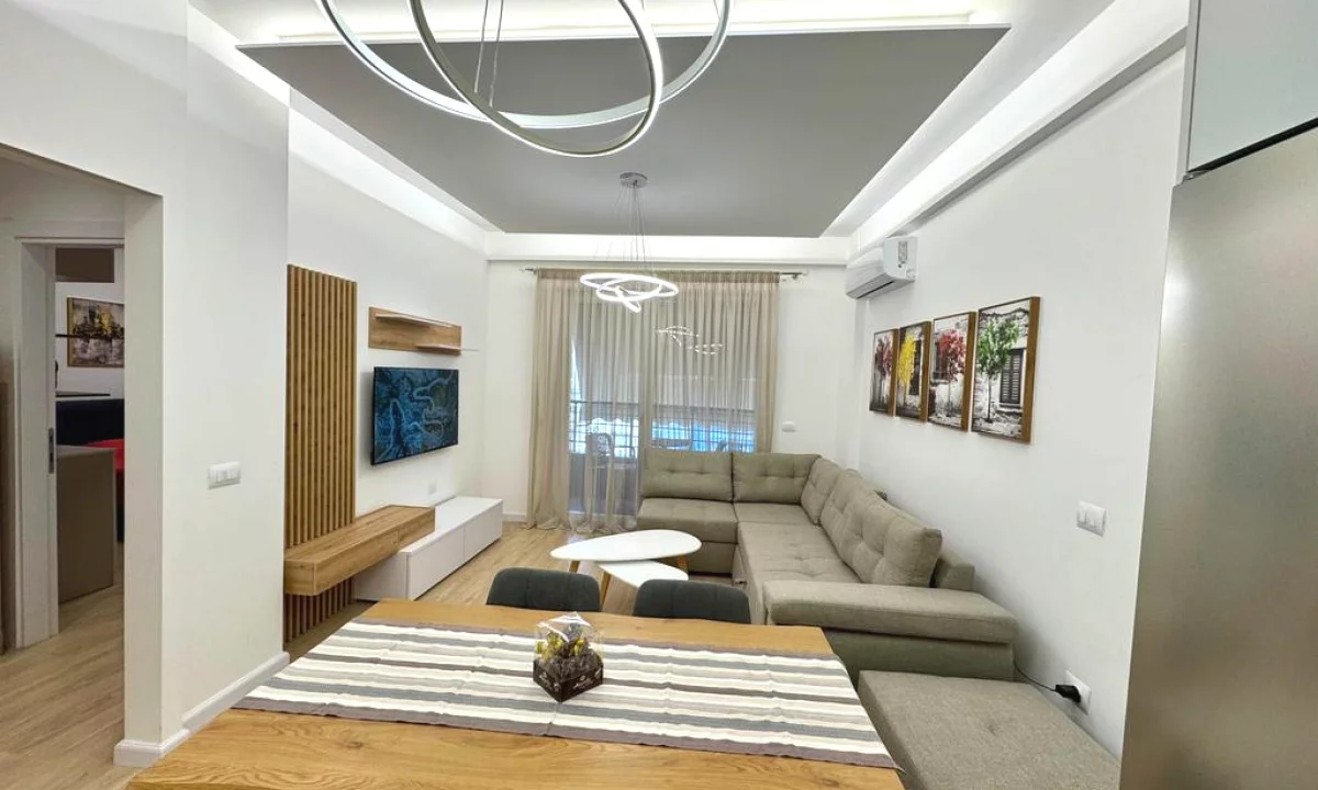 Shtepi me qera Apartament ne Tirane, 1+1, Mobilimi E mobiluar, Pagesa 850  Euro.