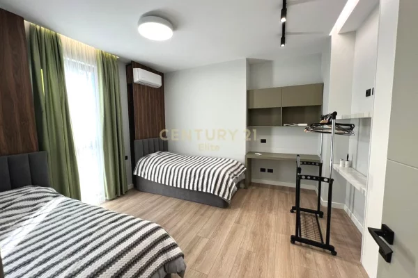 Shtepi me qera Apartament ne Tirane, 2+1, Mobilimi E mobiluar, Pagesa 1,500  Euro.