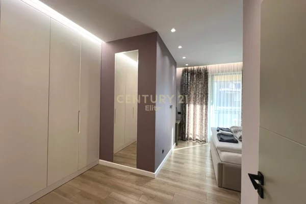 Shtepi me qera Apartament ne Tirane, 2+1, Mobilimi E mobiluar, Pagesa 1,500  Euro.