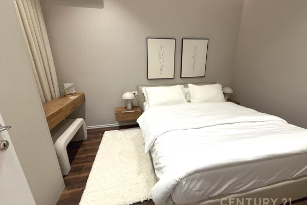 Shtepi ne shitje Apartament ne Tirane, 2+1, Mobilimi E mobiluar, Pagesa 190,000  Euro.