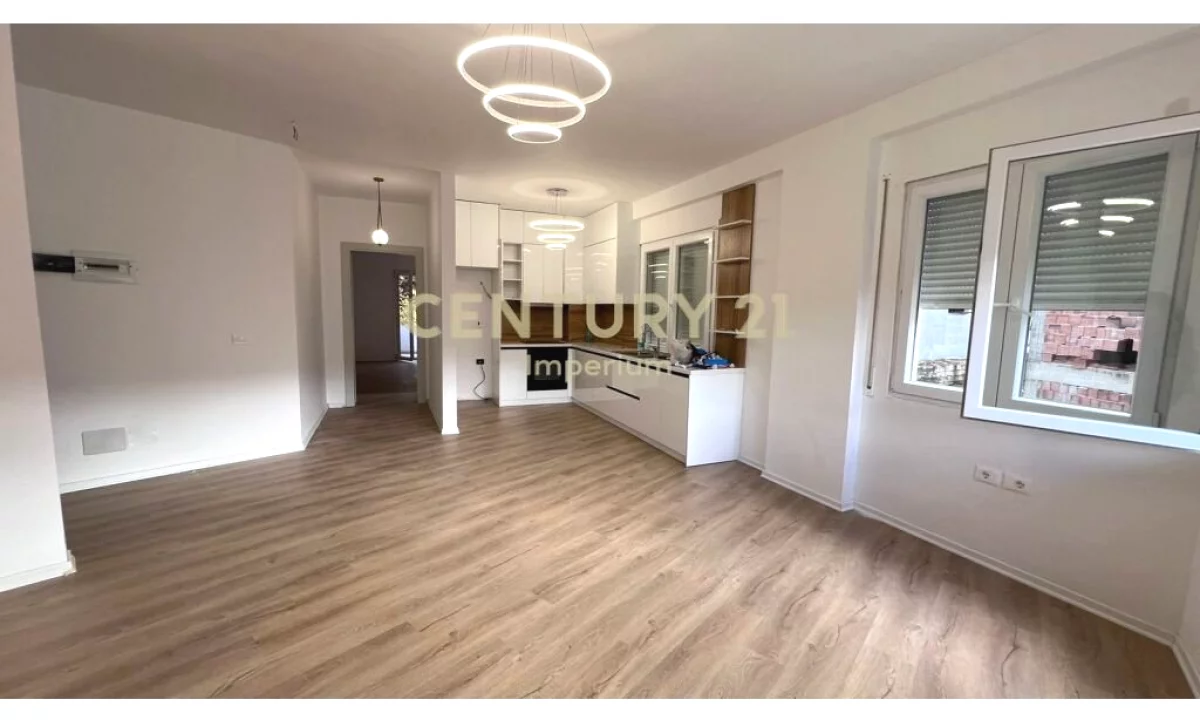 Shtepi me qera Apartament ne Tirane, 2+1, Mobilimi E mobiluar, Pagesa 500  Euro.