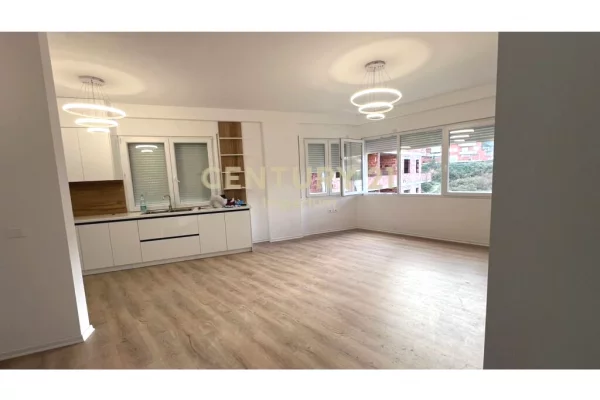 Shtepi me qera Apartament ne Tirane, 2+1, Mobilimi E mobiluar, Pagesa 500  Euro.