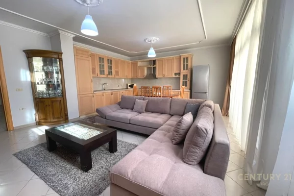 Shtepi me qera Apartament ne Tirane, 2+1, Mobilimi E mobiluar, Pagesa 700  Euro.