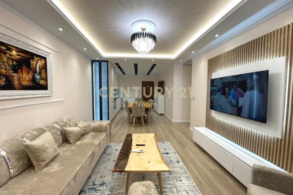 Jepet me qira Apartament 2+1 Me 2 Poste Parkimi ne Liqenin e Thate.