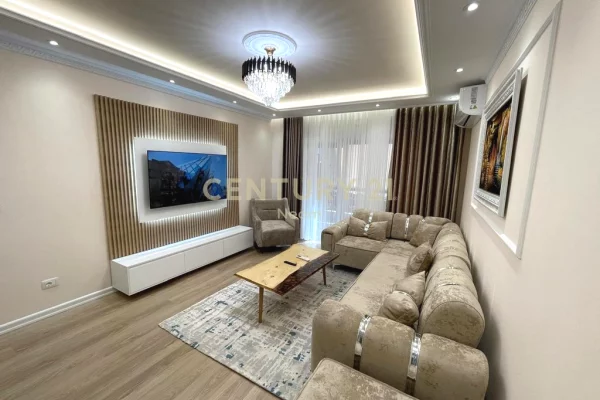 Shtepi me qera Apartament ne Tirane, 2+1, Mobilimi E mobiluar, Pagesa 1,200  Euro.