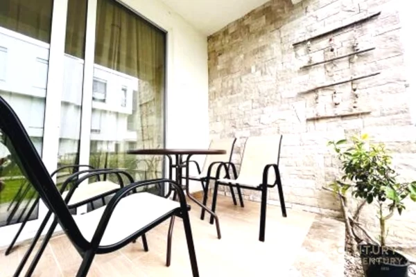 Shtepi ne shitje Apartament ne Durres, 1+1, Mobilimi E mobiluar, Pagesa 250,000  Euro.