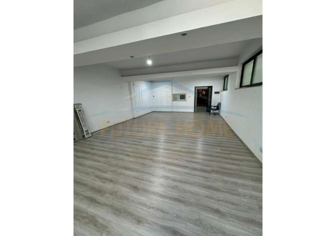Business Property for Rent 1+1 in Tirana - 700 Euro