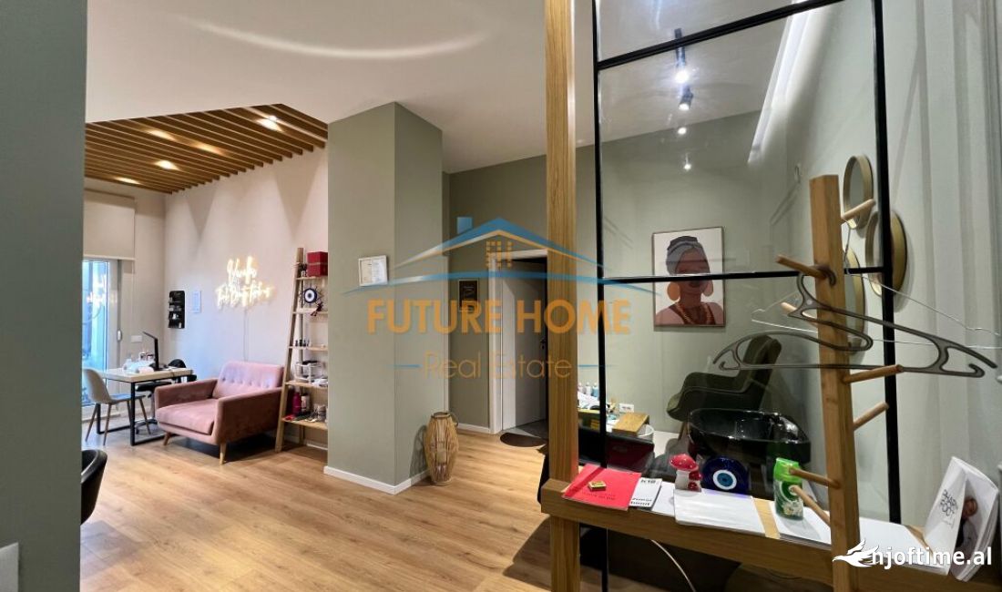 Qira, Ambient Biznesi, Qender Estetike, Kompleksi Magnet