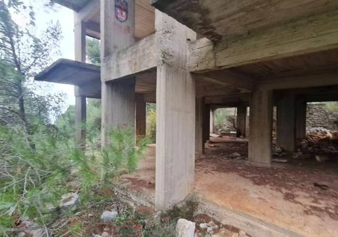 Terreno in vendita a Santa Quaranta - 300,000 Euro