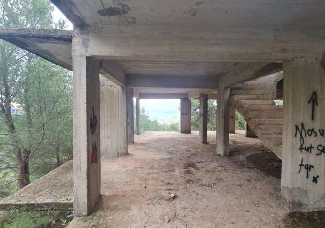 Terreno in vendita a Santa Quaranta - 300,000 Euro