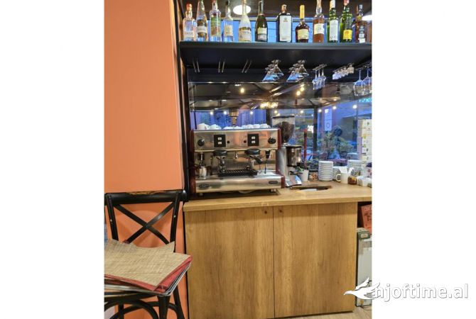 Ambient biznesi ne shitje 2+1 ne Tirane - 35,000 Euro