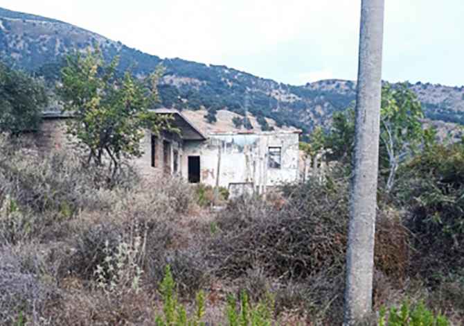 Truall ose Toke ne Himare - 35,000 Euro