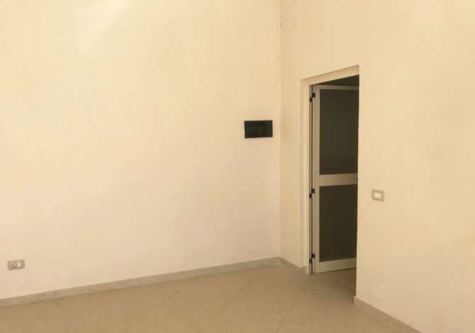 Business Property in Sale 1+1 in Tirana - 75,000 Euro