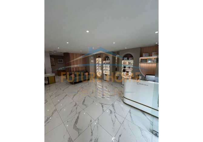 AMBIENT PER QERA SHESHI WILLSON!