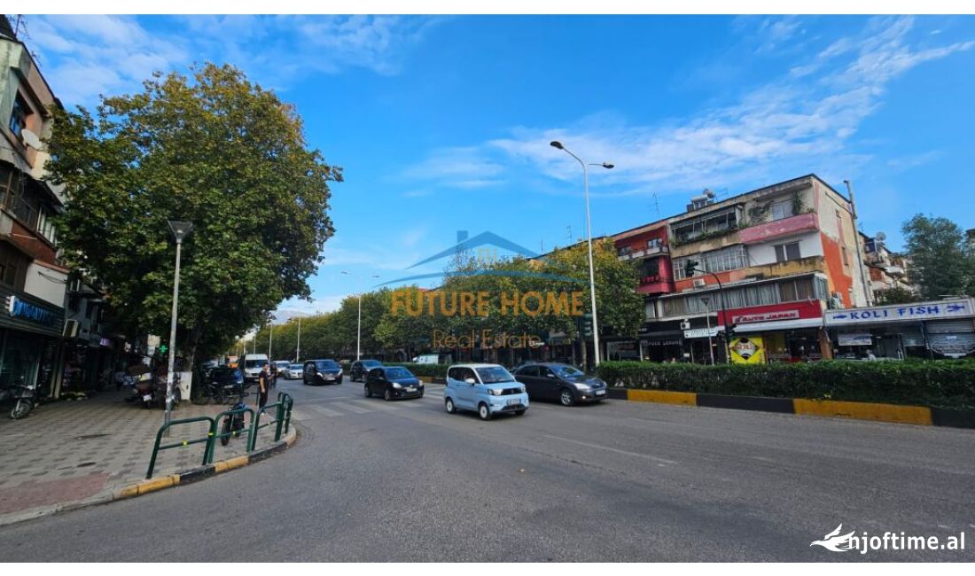 Shitet Ambient Biznesi, Rruga e Kavajes!