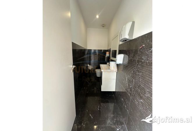Ambient biznesi ne shitje 1+1 ne Tirane - 12,000 Euro