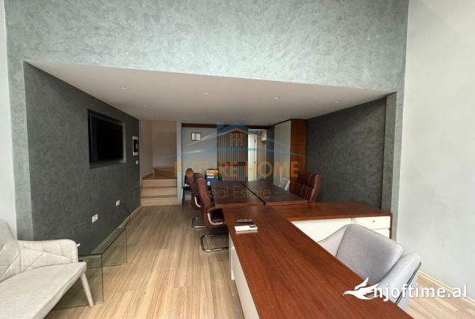 Shitet, Ambjent Biznesi, Komuna e Parisit, Tirane