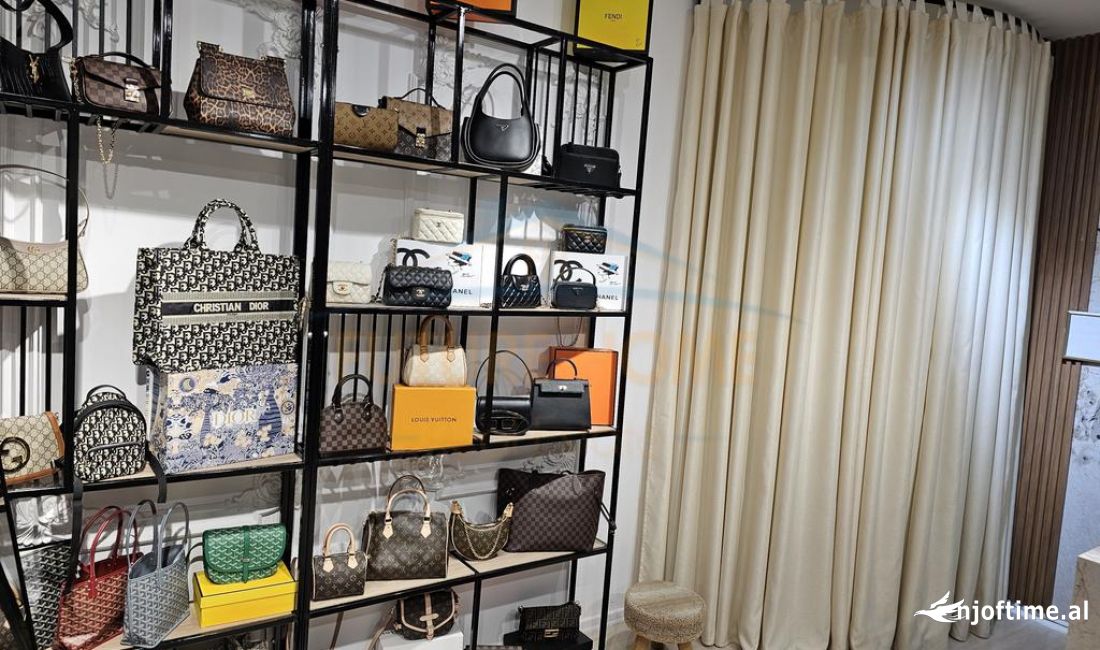 	Qera, Ambient Biznesi, Myslym Shyri.