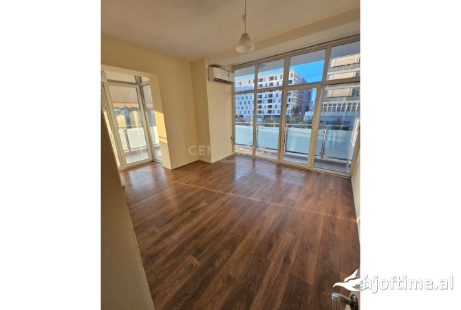 Jepet me qira apartament 3+1+2 te Kika 2!