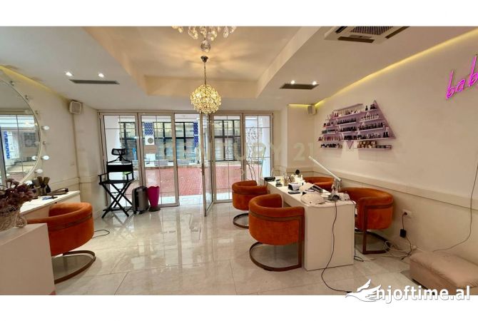 Ambient biznesi ne shitje 1+1 ne Tirane - 85,000 Euro