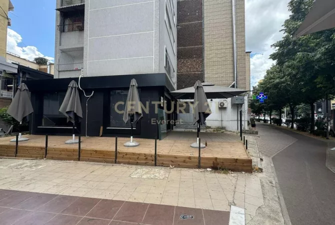 Business Property for Rent 2+1 in Tirana - 3,100 Euro