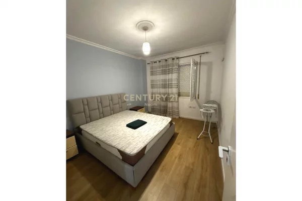 Shtepi me qera Apartament ne Tirane, 2+1, Mobilimi E mobiluar, Pagesa 800  Euro.