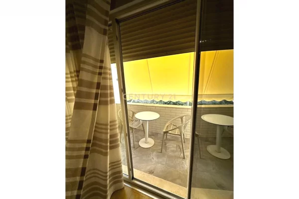 Shtepi me qera Apartament ne Tirane, 2+1, Mobilimi E mobiluar, Pagesa 800  Euro.