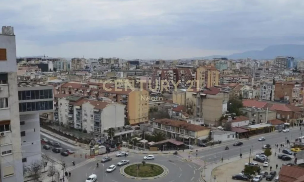 Shtepi me qera Apartament ne Tirane, 2+1, Mobilimi E mobiluar, Pagesa 950  Euro.