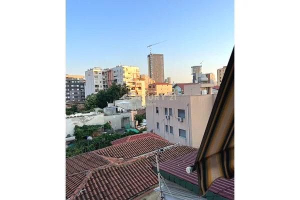 Shtepi me qera Garsoniere ne Tirane - 500 Euro