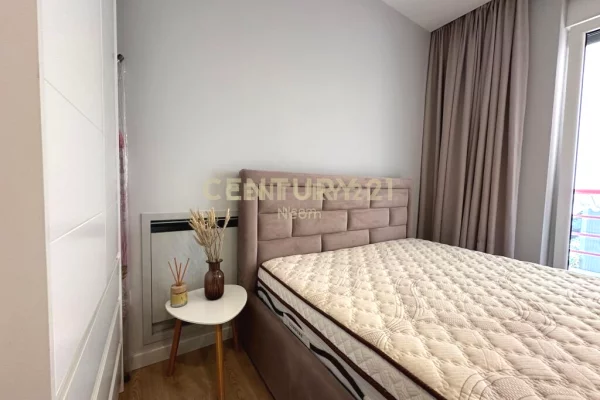 Shtepi me qera Apartament ne Tirane, 2+1, Mobilimi E mobiluar, Pagesa 1,200  Euro.