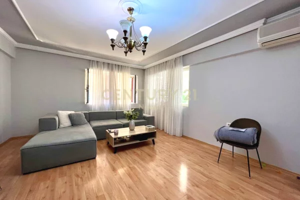 House for Rent 3+1 in Tirana - 800 Euro
