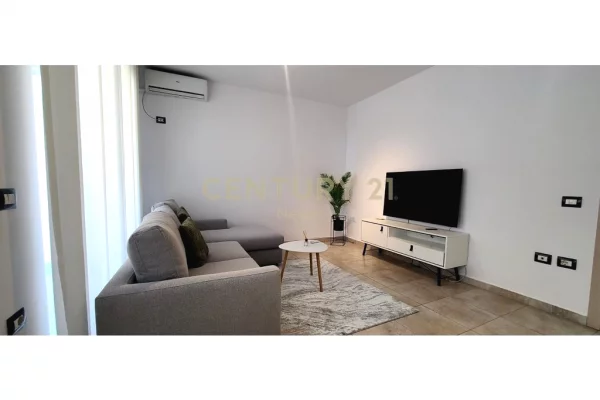 Shtepi me qera Apartament ne Tirane, 1+1, Mobilimi E mobiluar, Pagesa 600  Euro.