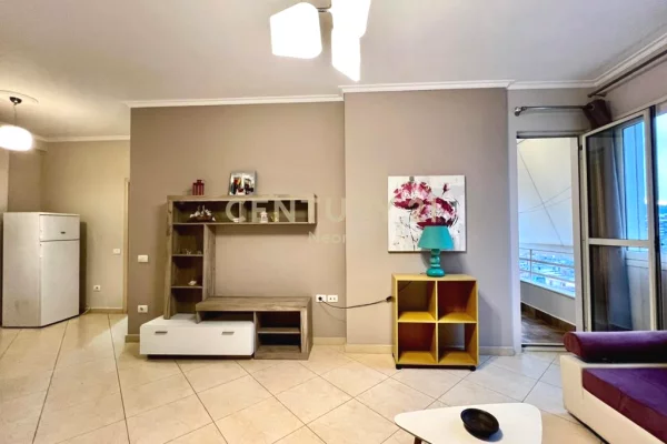 Shtepi me qera Apartament ne Tirane, 1+1, Mobilimi E mobiluar, Pagesa 460  Euro.