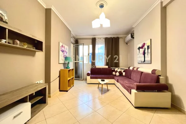 House for Rent 1+1 in Tirana - 460 Euro