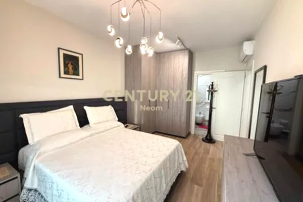 Shtepi me qera Apartament ne Tirane, 2+1, Mobilimi E mobiluar, Pagesa 1,500  Euro.