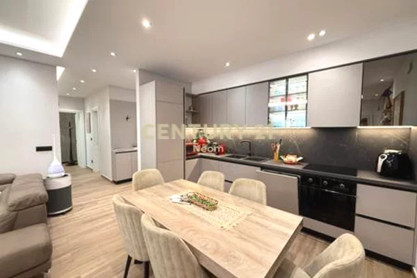 Shtepi me qera Apartament ne Tirane, 2+1, Mobilimi E mobiluar, Pagesa 1,500  Euro.