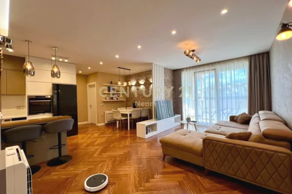 House for Rent 3+1 in Tirana - 1,600 Euro