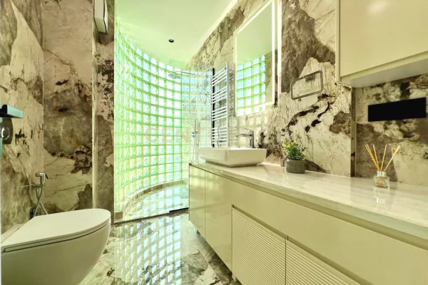 Shtepi me qera Apartament ne Tirane, 2+1, Mobilimi E mobiluar, Pagesa 2,000  Euro.