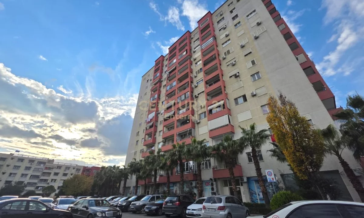 Appartamento in vendita a Tirana 3+1, Vuoto