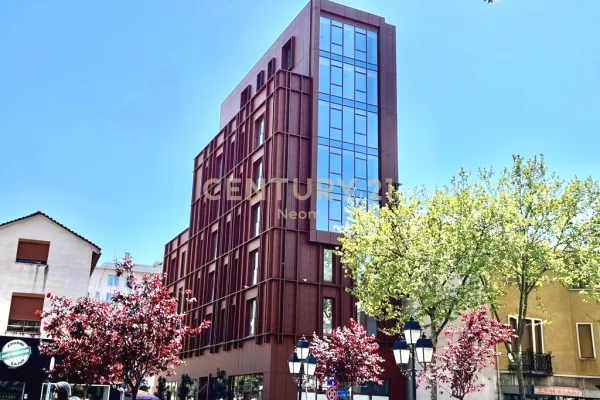 QIRA, ZYRË MODERNE - 70 m2, RRUGA KAVAJËS‼️