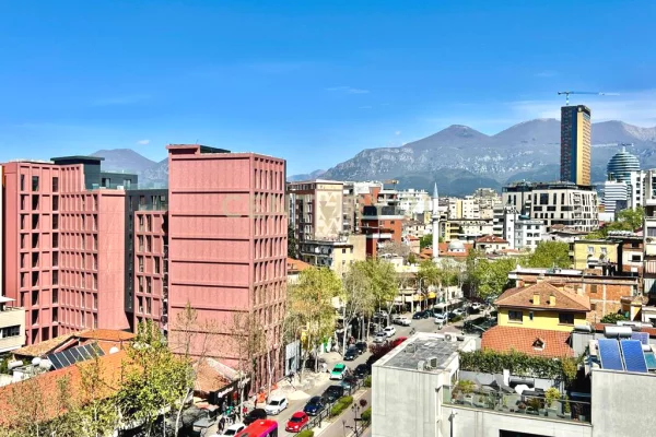 Appartamento in vendita a Tirana 1+1, Vuoto