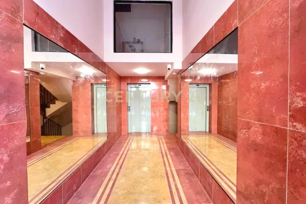 Appartamento in vendita a Tirana 1+1, Vuoto