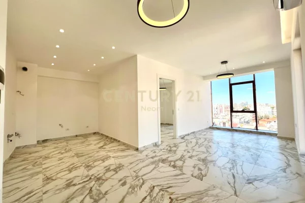 Appartamento in vendita a Tirana 1+1, Vuoto