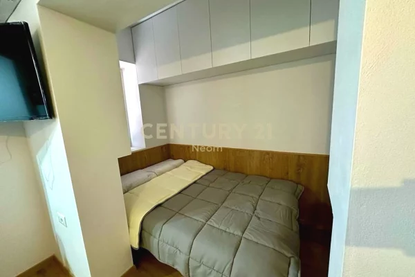 Shtepi me qera Apartament ne Tirane, Garsoniere, Mobilimi E mobiluar, Pagesa 500  Euro.