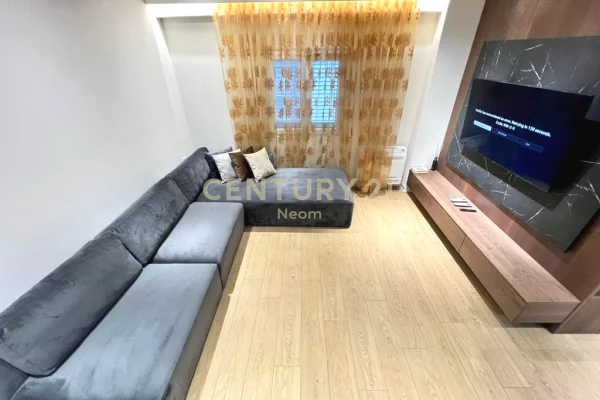 Shtepi me qera Apartament ne Tirane, 1+1, Mobilimi E mobiluar, Pagesa 590  Euro.