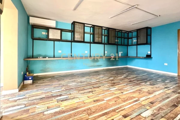 QIRA, AMBIENT MODERN ZYRASH - 160 m2, SHESHI WILSON