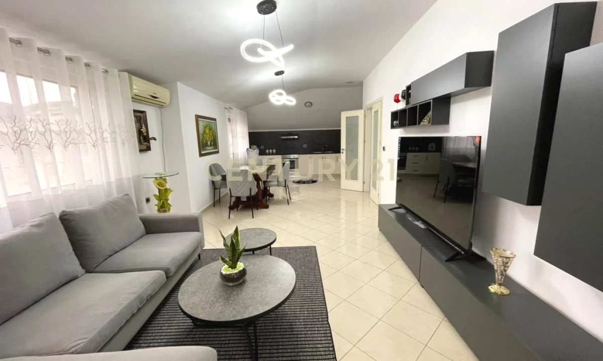 Shtepi me qera Apartament ne Tirane, 2+1, Mobilimi E mobiluar, Pagesa 750  Euro.