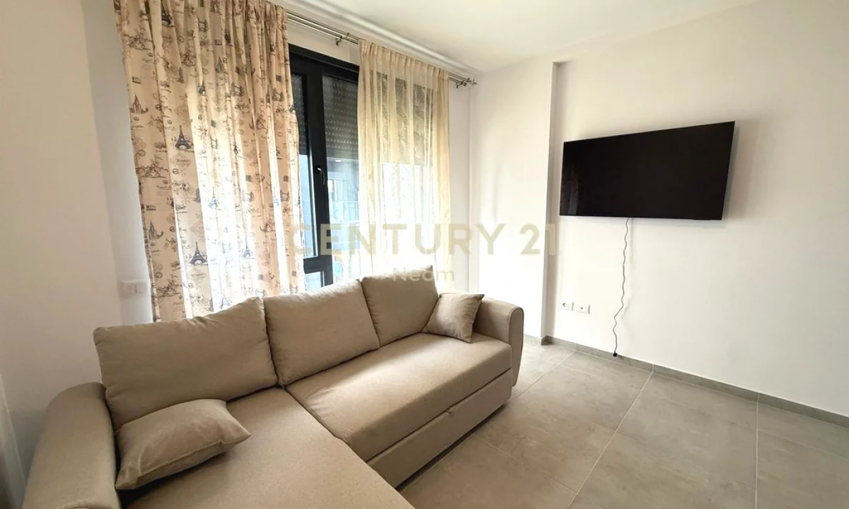 Appartamento in affitto a Tirana 1+1, Arredato