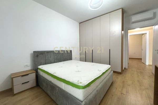 Appartamento in affitto a Tirana 2+1, Arredato