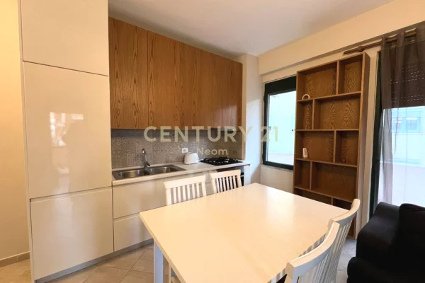 Shtepi me qera Apartament ne Tirane, 1+1, Mobilimi E mobiluar, Pagesa 600  Euro.